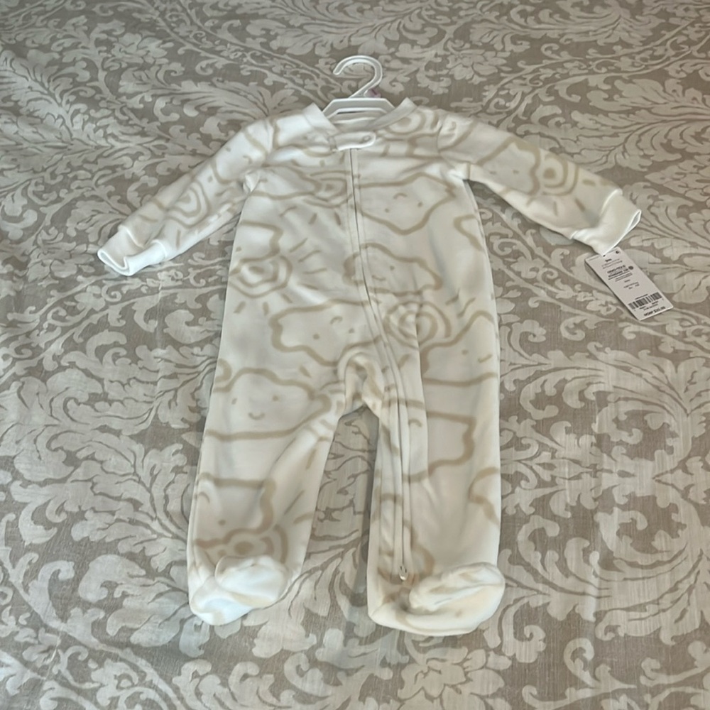 NWT Carter’s Boy’s 9 month sleeper